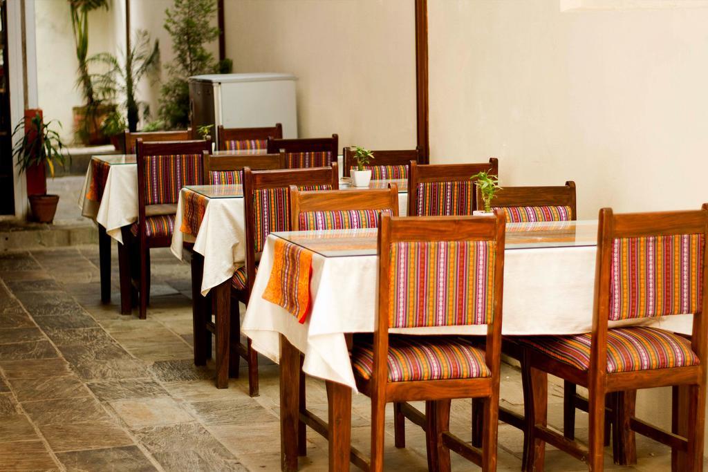 Hotel Yambu Kathmandu Bagian luar foto
