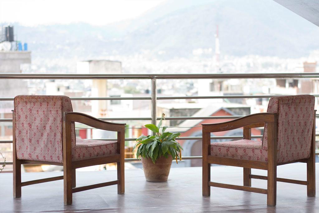 Hotel Yambu Kathmandu Bagian luar foto