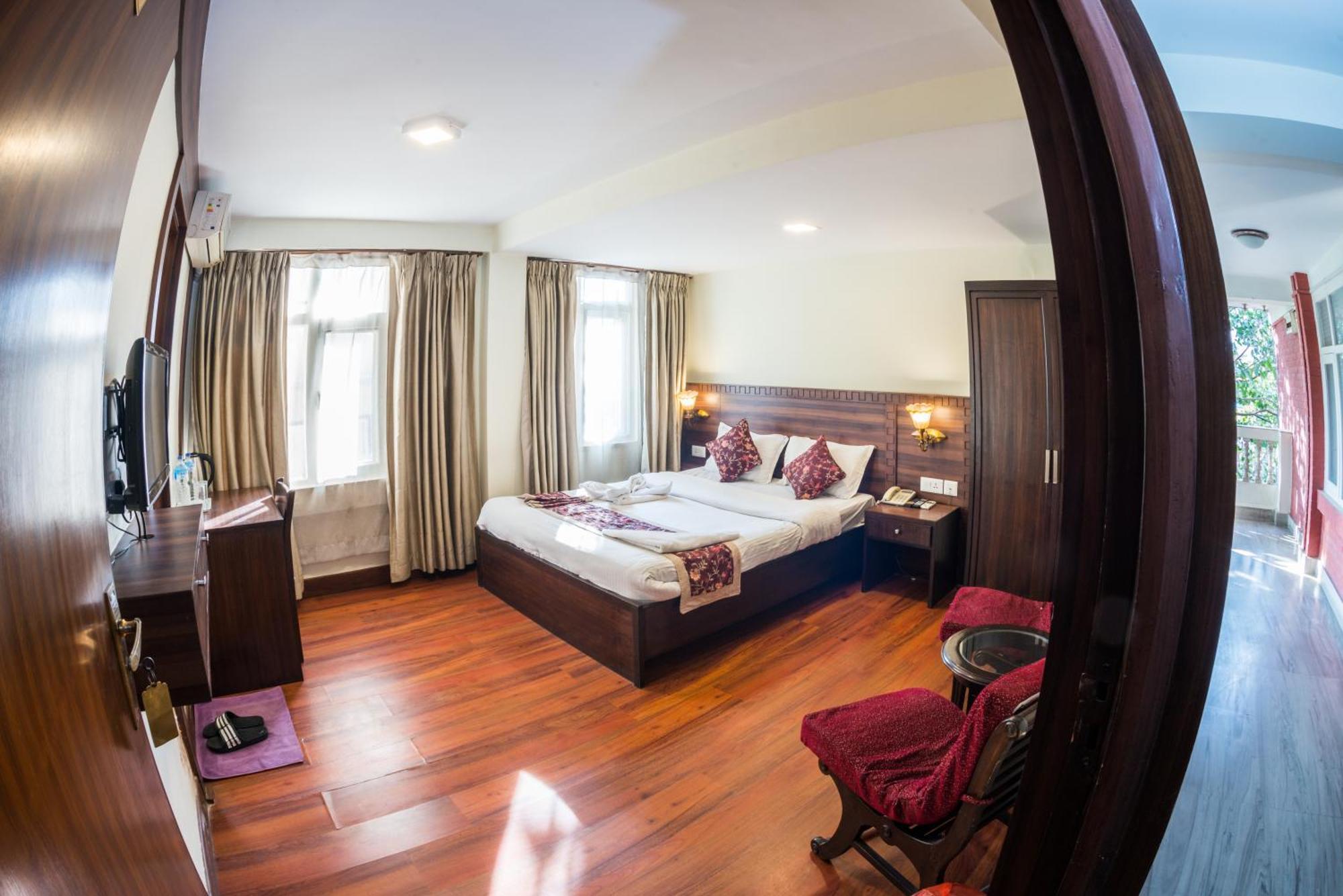 Hotel Yambu Kathmandu Bagian luar foto