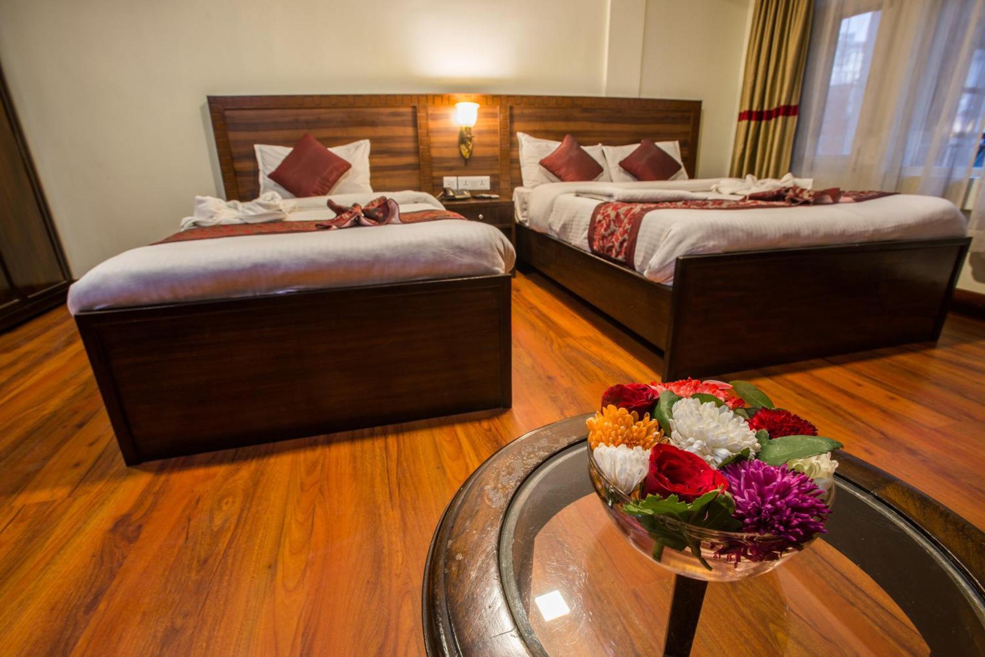 Hotel Yambu Kathmandu Bagian luar foto