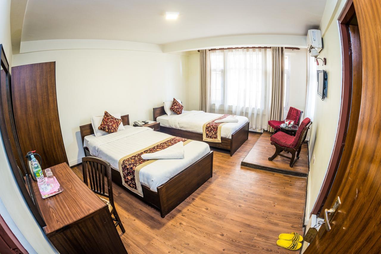 Hotel Yambu Kathmandu Bagian luar foto
