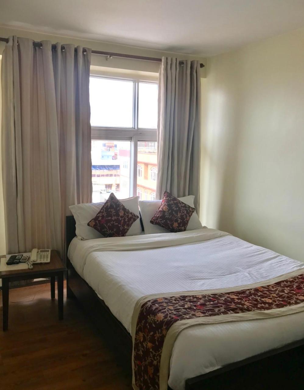 Hotel Yambu Kathmandu Bagian luar foto